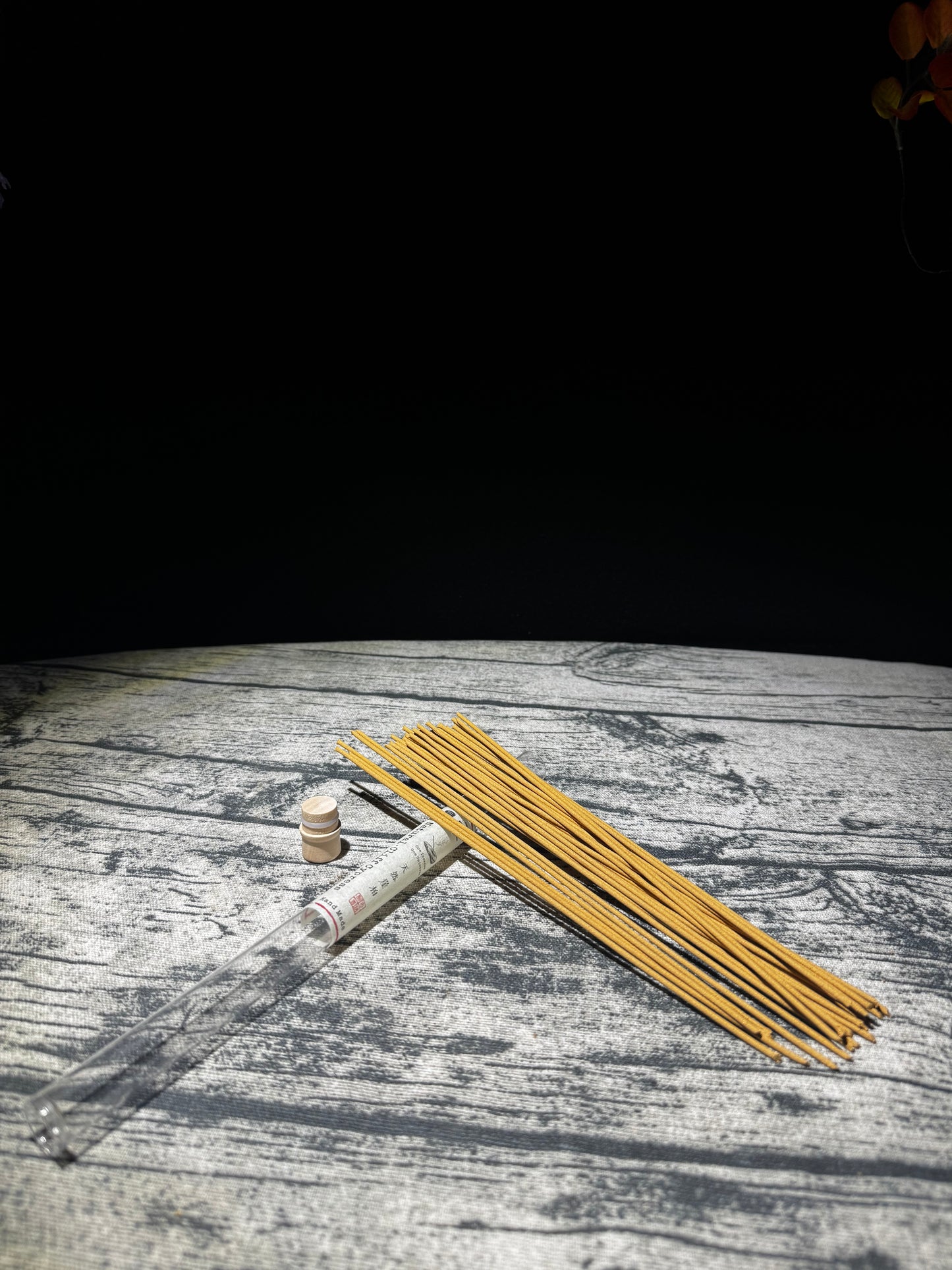 Natural Cliff Cypress Incense – Aromatic Wood | Yichen