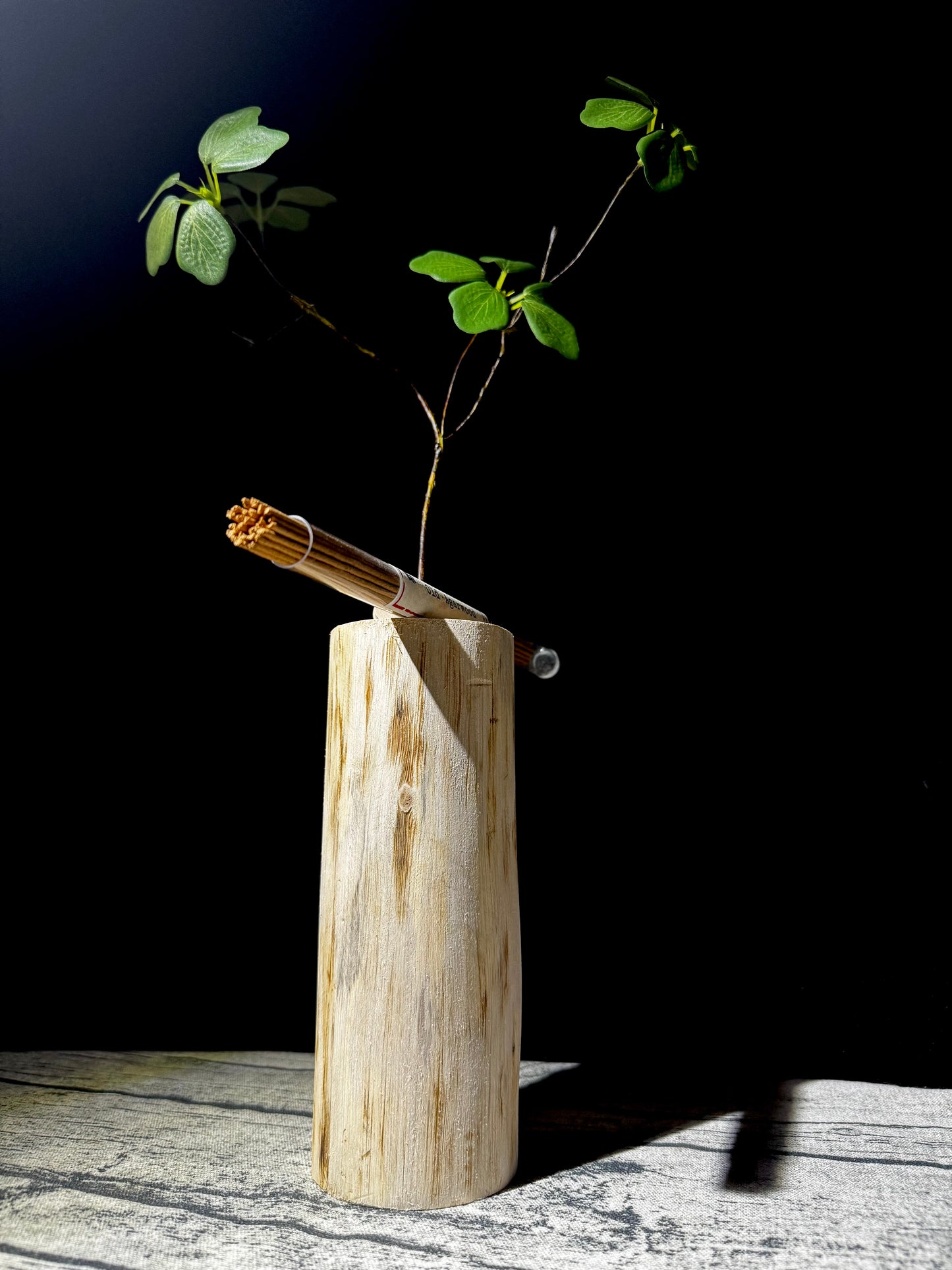 Laoshan Sandalwood Incense | Classic Ritual Calm | Handcrafted | Yichen Incense