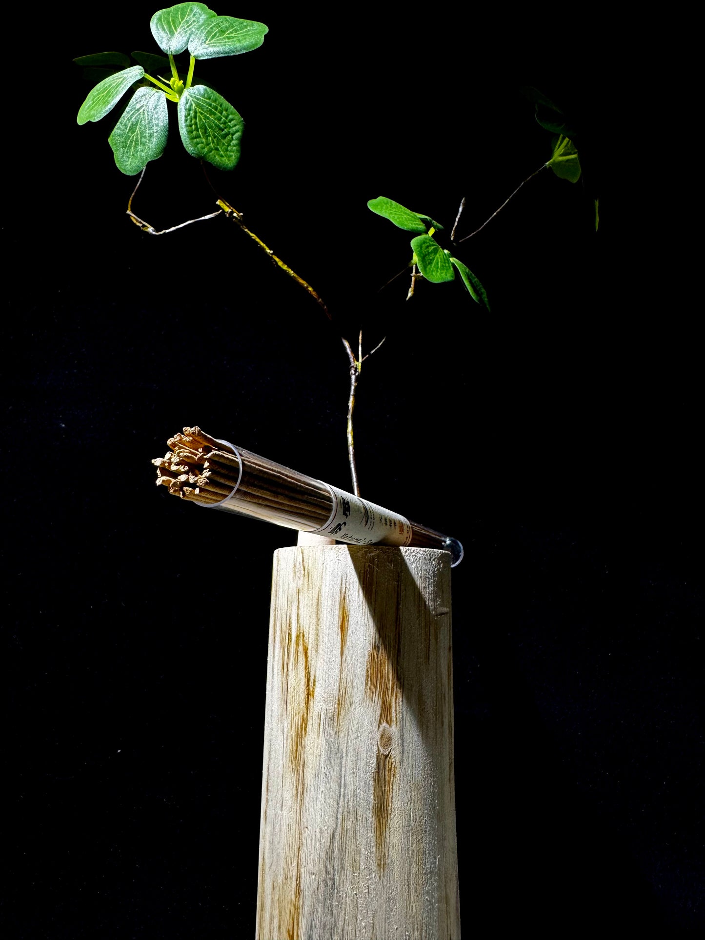 Natural Sandalwood Incense – Pure Handmade Calm Wood Aroma | Yichen Incense